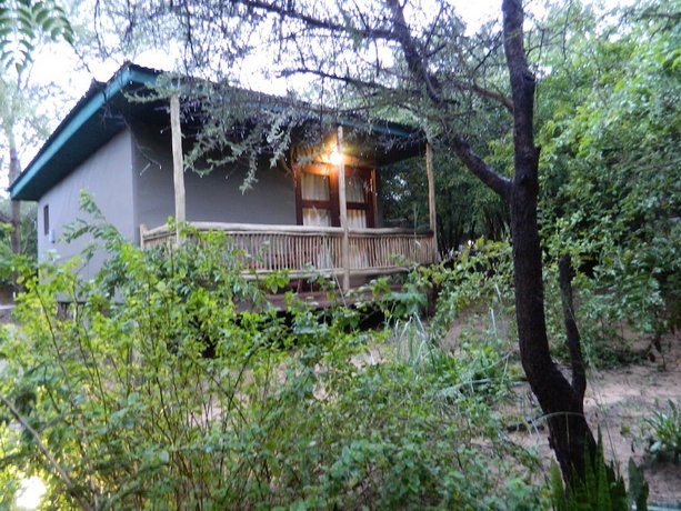 Kwalape Safari Lodge